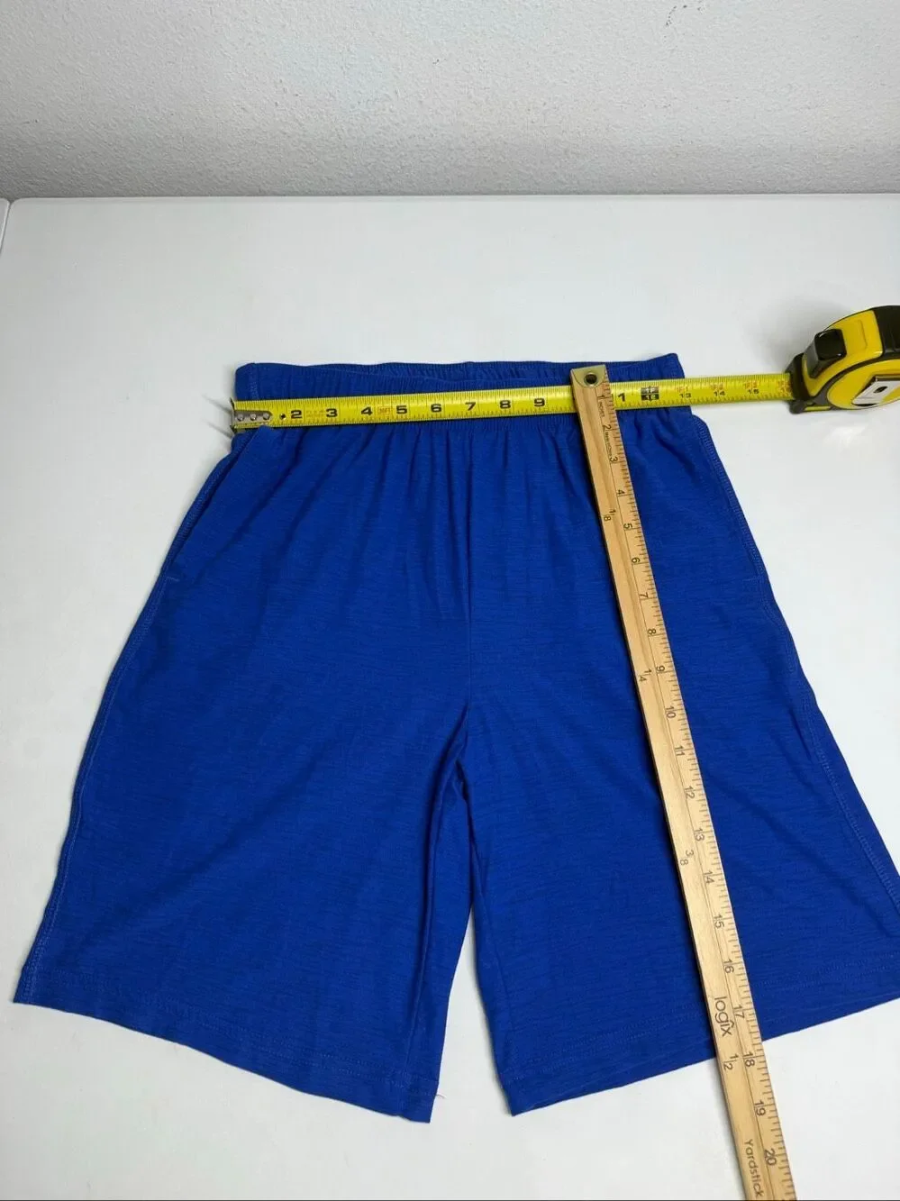 Old Navy Active Breathe On Boys Blue Athletic Shorts XL 14-16 Pockets